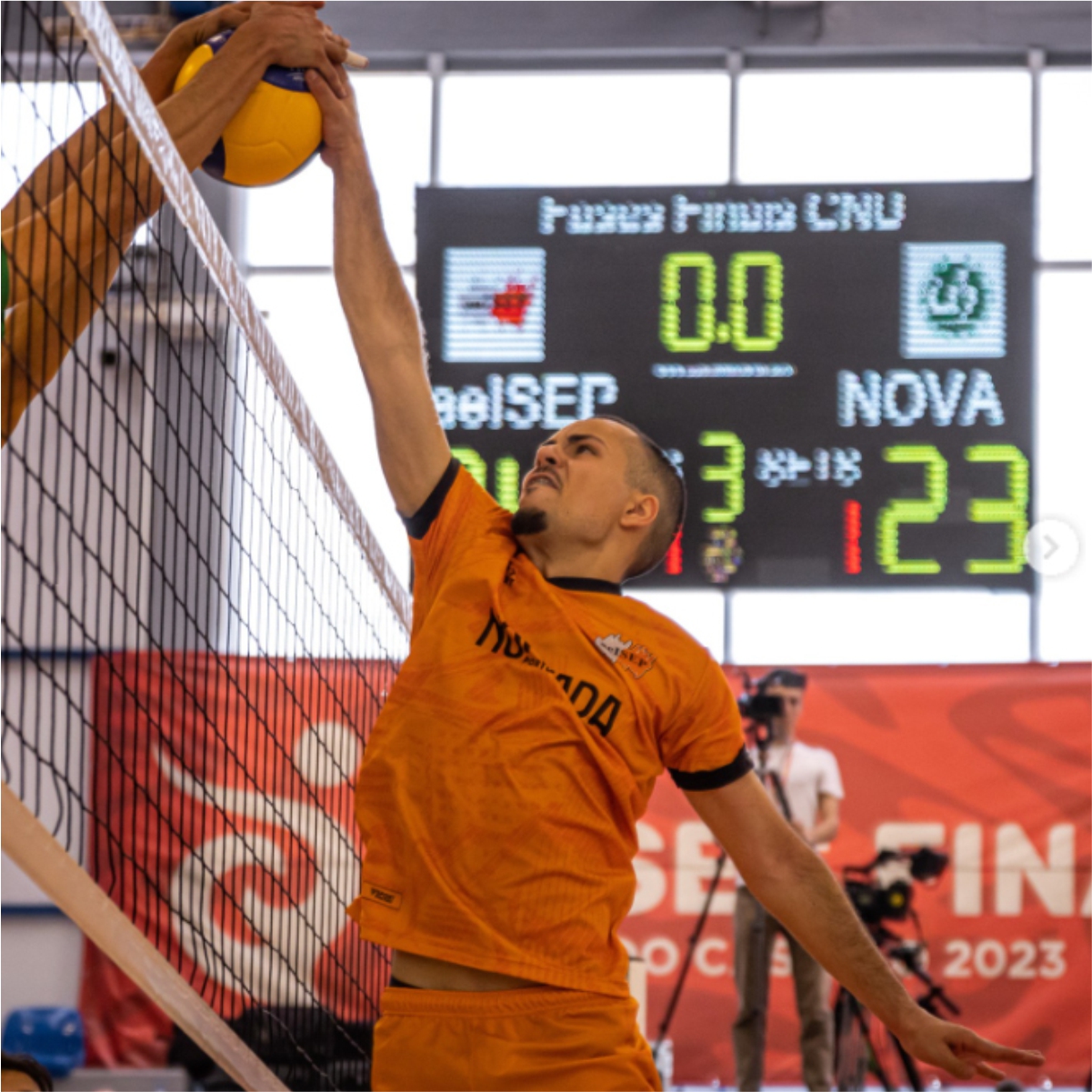 voleibol-aiesp3.jpg